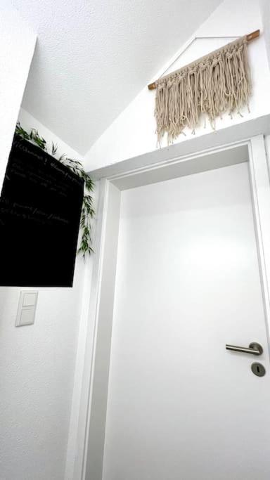 Boho Apartment Mit Aussicht Auf Gartenoase Naehe Duesseldorf 克雷费尔德 外观 照片